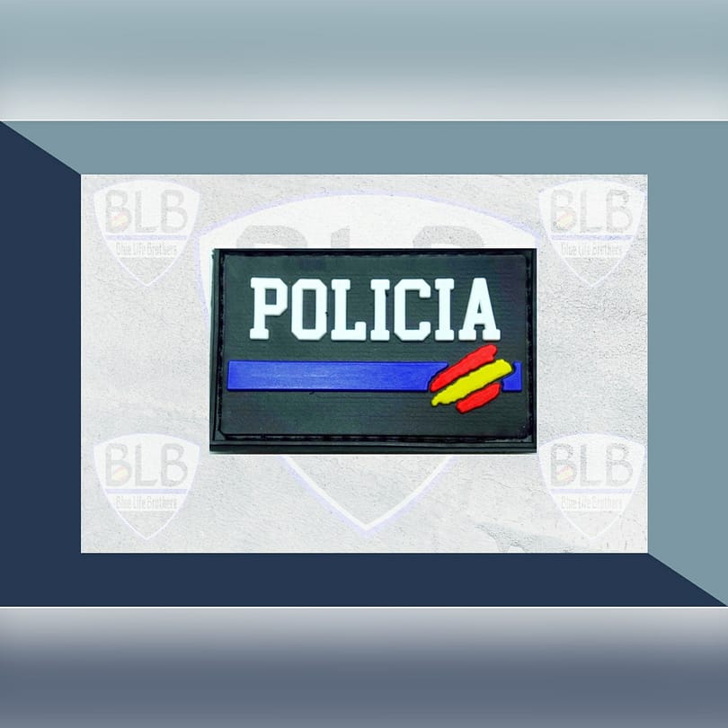 Parche Policía de PVC con velcro y tapa trasera.
